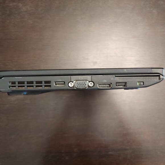 Lenovo ThinkPad X220 i5 3.2GHzTURBO Win10Pro 8GB RAM 128GB SSD Black - Fair - Picture 4 of 10